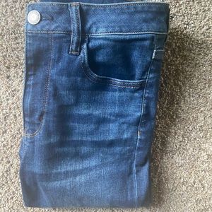 AMERICAN EAGLE SUPER STRETCH SKINNY JEANS